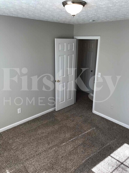 Building Photo - 261 Bookout Loop