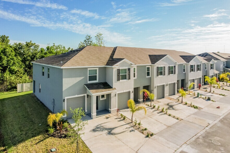 Building Photo - 11843 Stoneport Pl