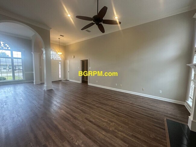 Building Photo - 4 Bedroom, 2 Bath, Cabot