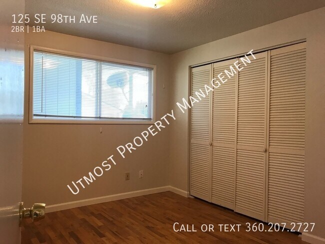 Building Photo - 125 SE 98th Ave