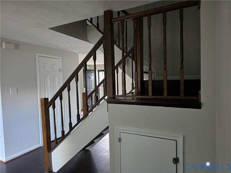 Building Photo - 4960 Finnegan Ct