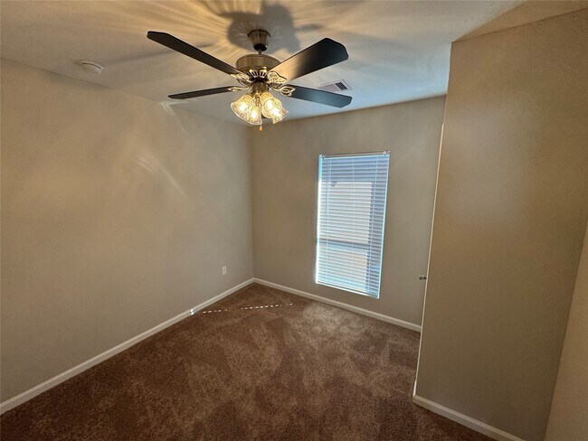 Building Photo - 3231 Holman St