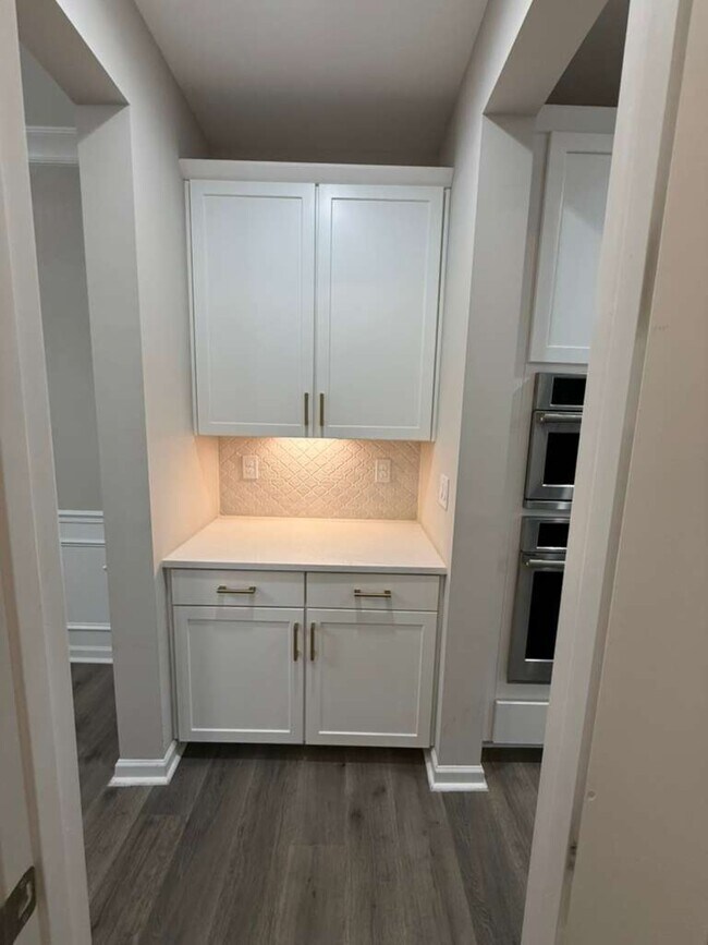 Building Photo - 128 Reids Cv Dr