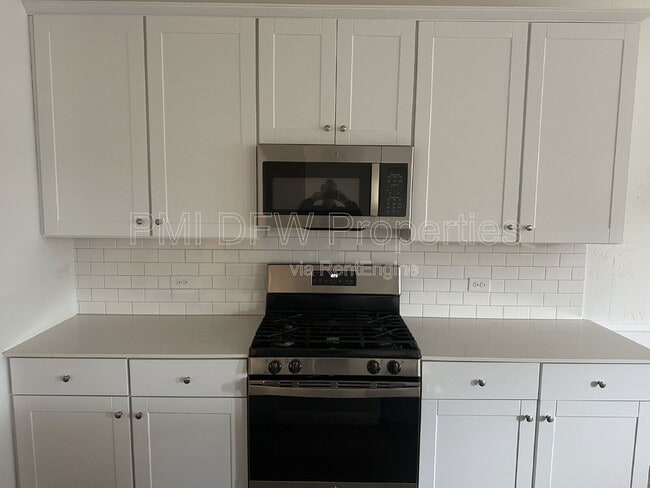 Building Photo - 1462 Everett Gdns Wy