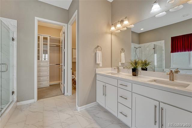 Building Photo - 681 E Dry Creek Cir