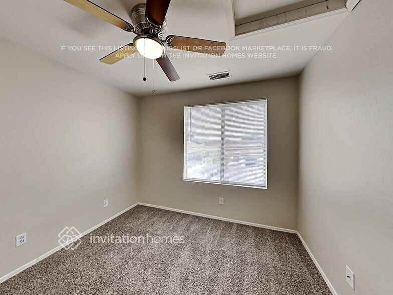 Building Photo - 11175 W Berkeley Rd