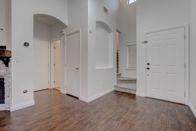 Building Photo - 5938 Gentleslope St