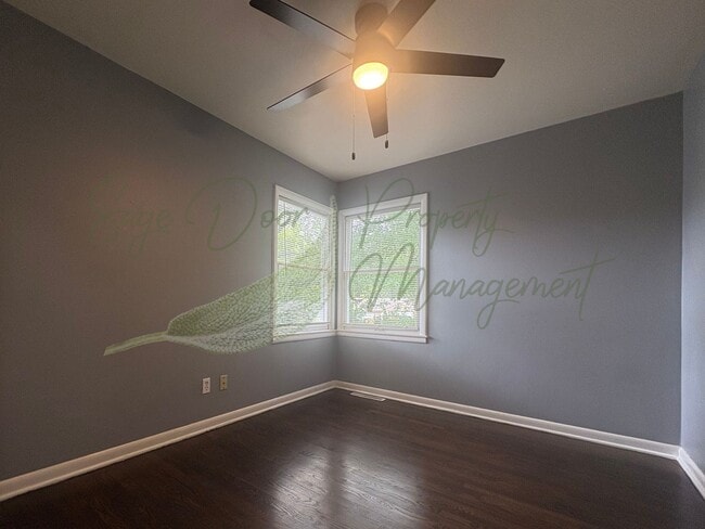 Building Photo - MODERN RENOVATIONS!!!