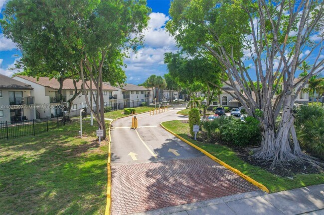 Building Photo - 7010 NW 179th St