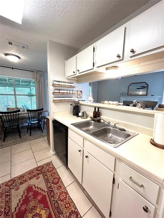 Building Photo - 13204 Saxby Ct