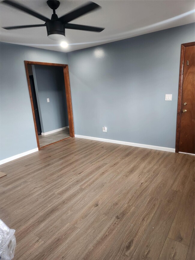 Building Photo - 154 Fallwood Pkwy