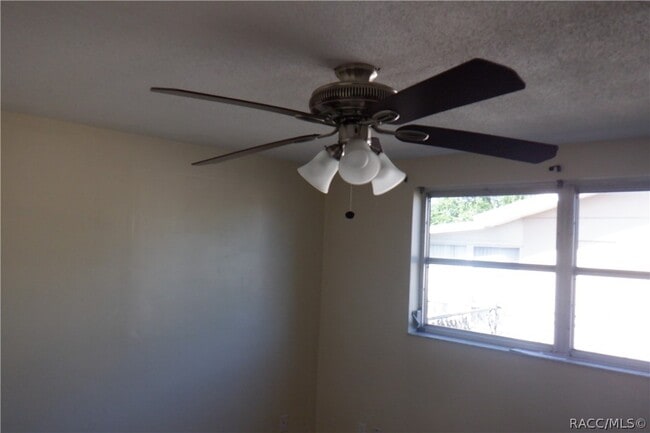 Building Photo - 7234 Cherry Laurel Dr