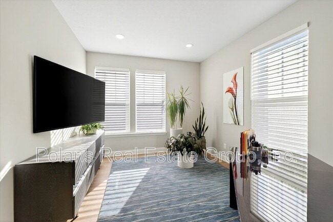 Building Photo - 6942 Cherry Creek Blvd