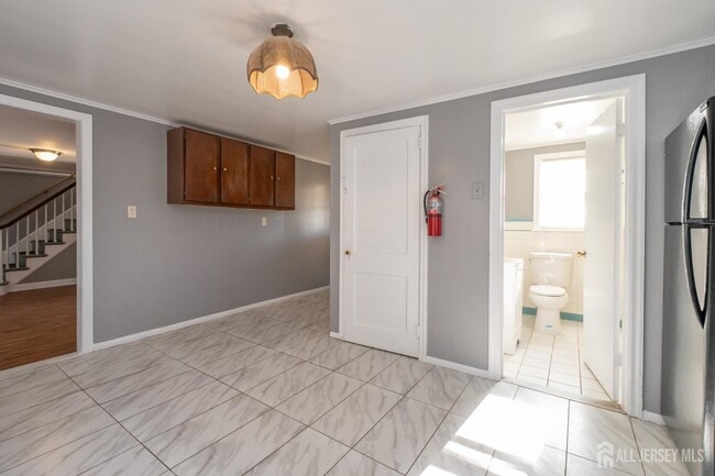 Building Photo - 217 MacArthur Ave