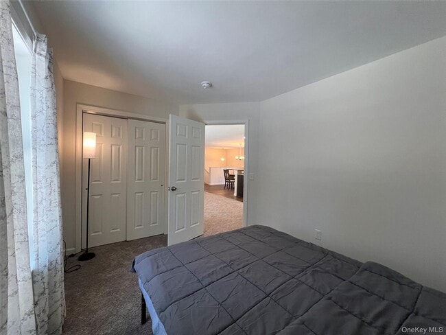 Building Photo - 26 Summit Dr