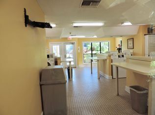Laundry Facilities - 11901 4th St N