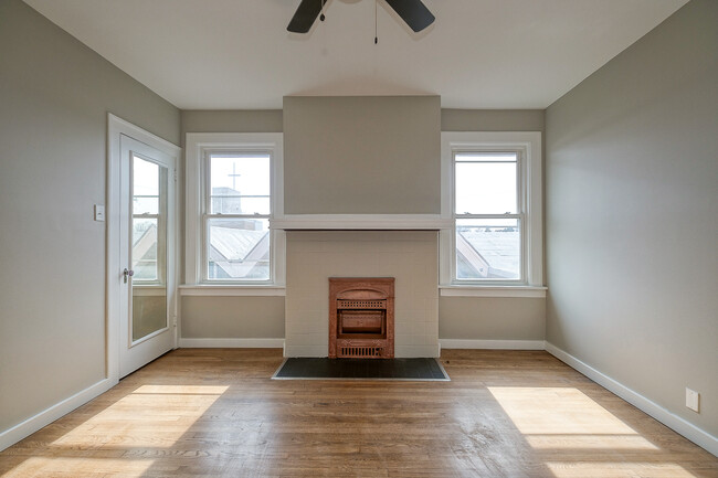 Master Bedroom - 1869 Perrott Ave