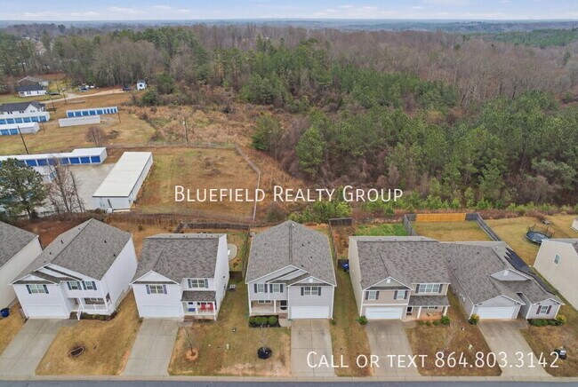 Building Photo - 227 Millen Dr