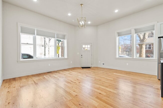 Building Photo - 150 West Side Ave