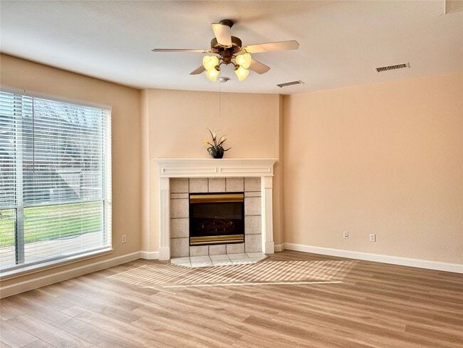 Building Photo - 1818 Maidenhair Ln
