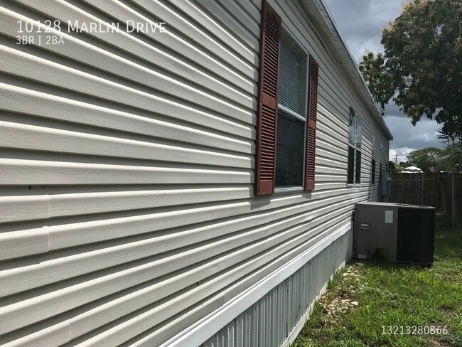 Building Photo - 10128 Marlin Dr