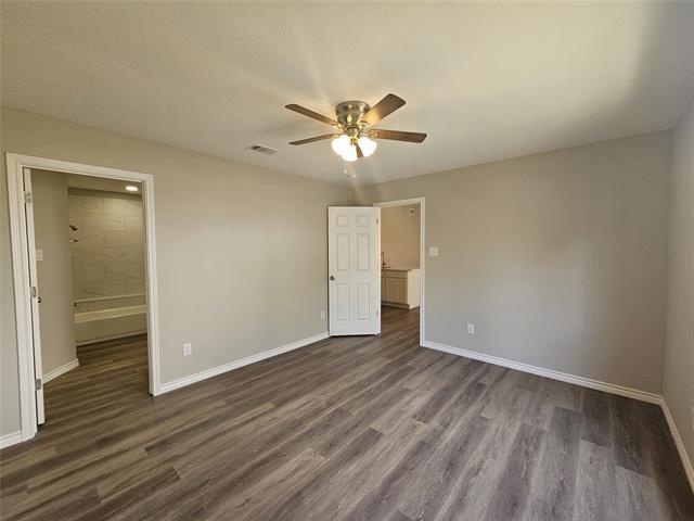 Building Photo - 2208 Teakwood Ct