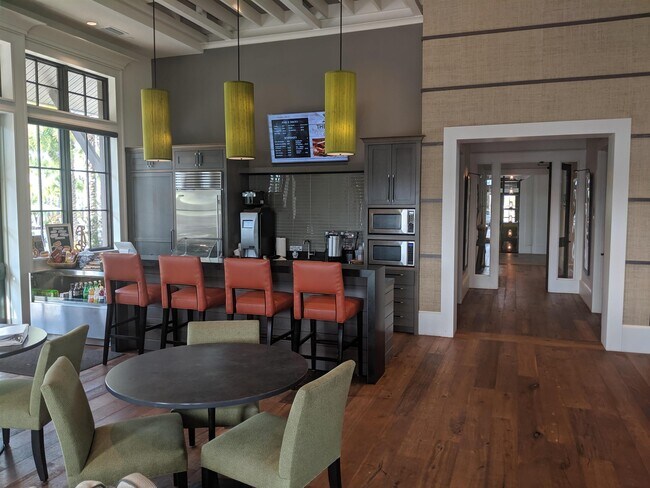 Building Photo - 25 Ibiza Ct