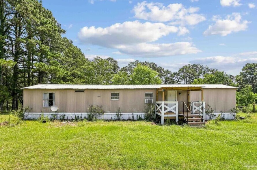 Building Photo - 5094 Red Barn Rd