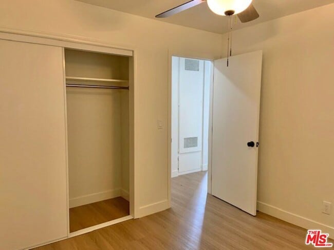 Building Photo - 626 N Kingsley Dr