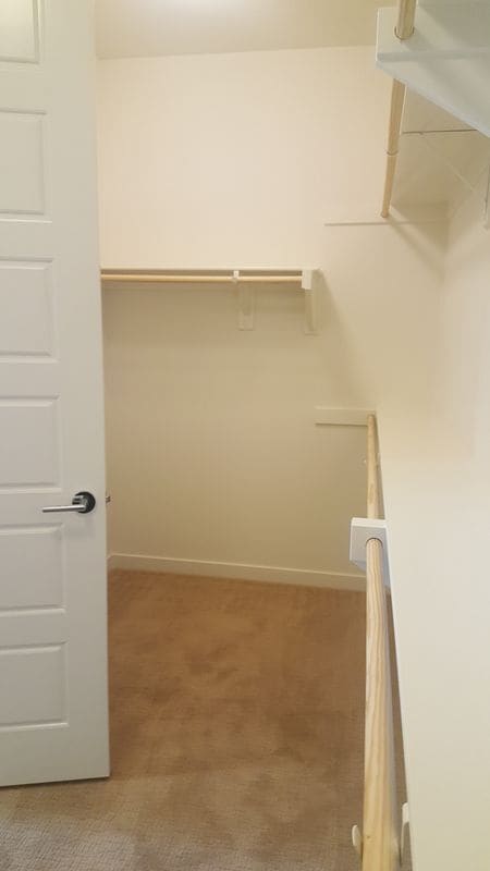 Building Photo - 21 Prominence