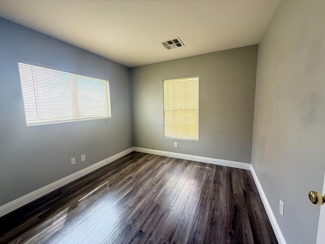 Building Photo - 7548 Hope Valley St