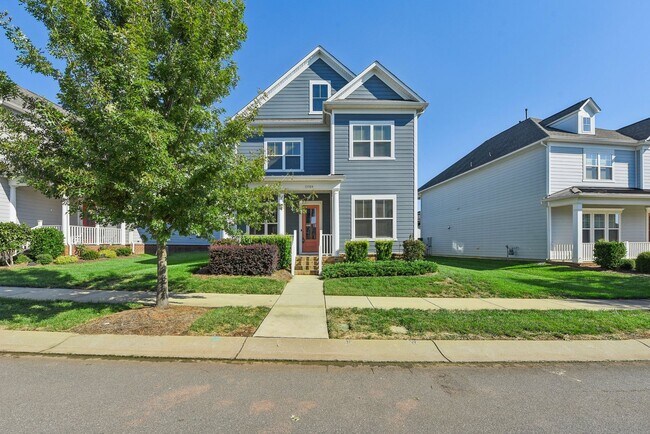 Building Photo - Nice 4 bedroom home with fenced yard
