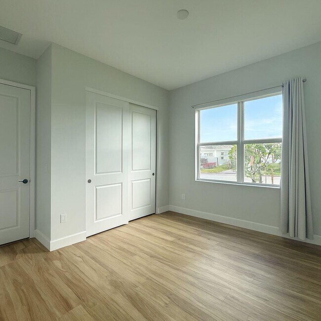 Building Photo - 5703 Lodgepole Ln