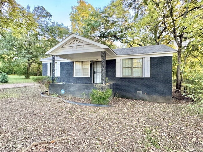 Building Photo - 655 Granada Rd