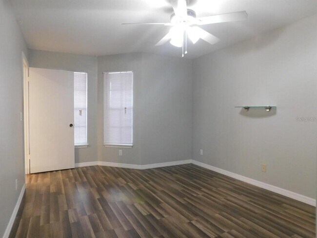 Building Photo - 1077 S Hiawassee Rd