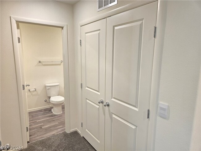 Building Photo - 6079 Cosmos Gdn St