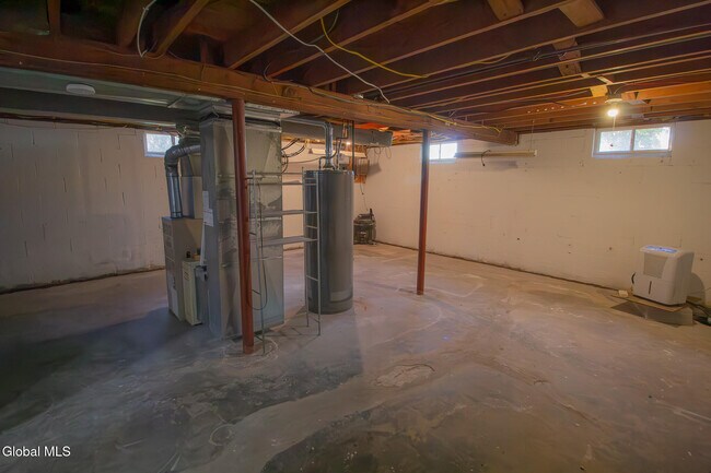 Building Photo - 5 Huckleberry Ln