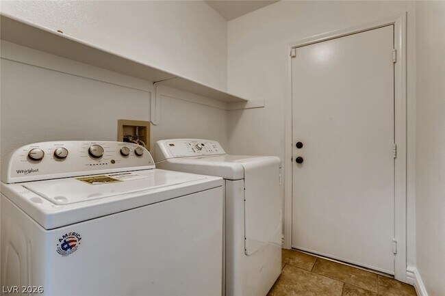 Building Photo - 1778 Antelope Valley Ave