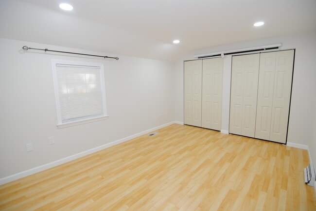 Building Photo - 31 Cannongate III Rd