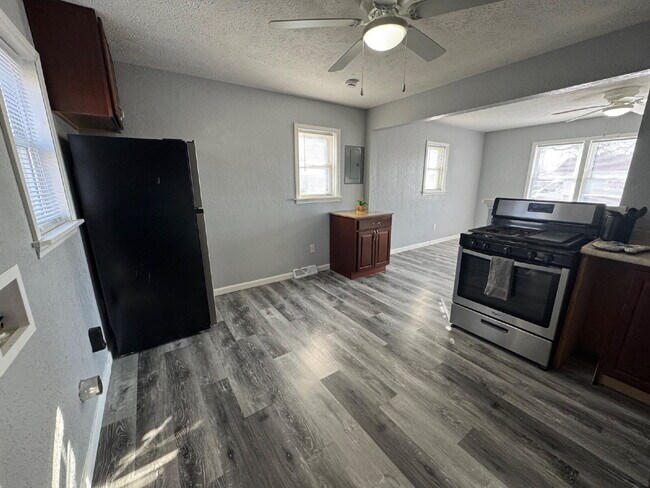 Building Photo - North End Ranch That Feels Like a Winner!