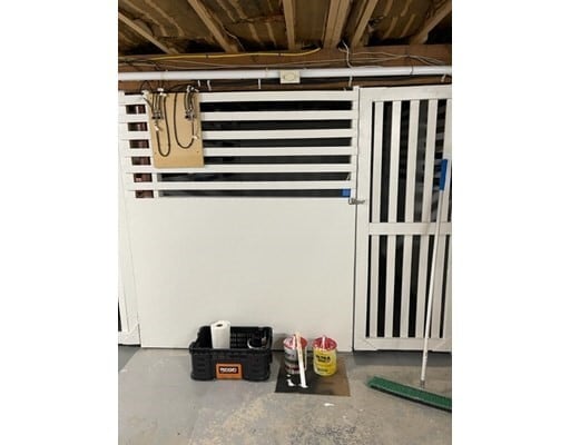 Building Photo - 5 Franzone Dr