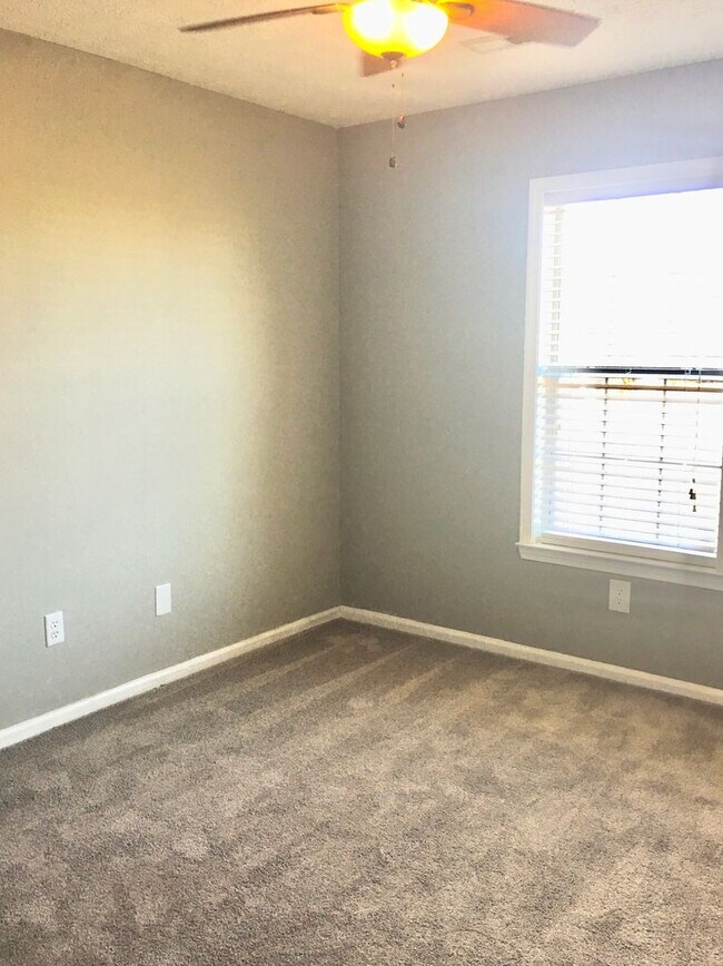 Building Photo - Coming Soon! 4 Bedroom 2 Bathroom Home