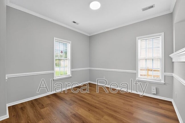 Building Photo - 9205 Mitchell Glen Dr