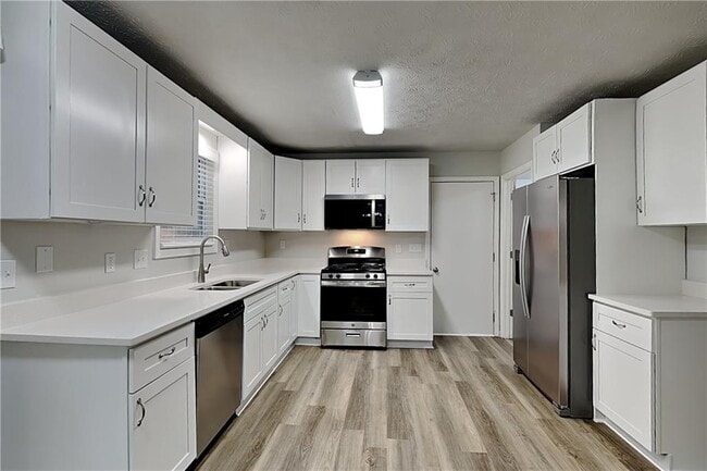 Building Photo - 10515 Colony Glen Dr