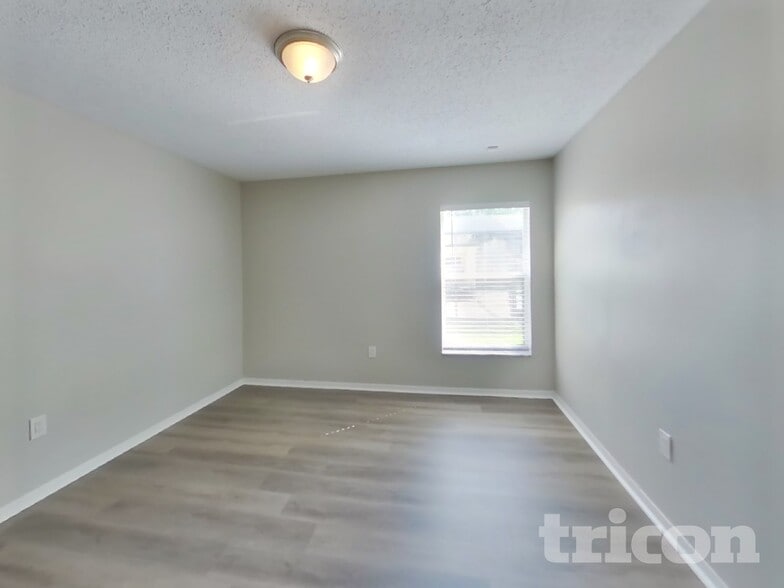 Building Photo - 1044 Darlington Ct