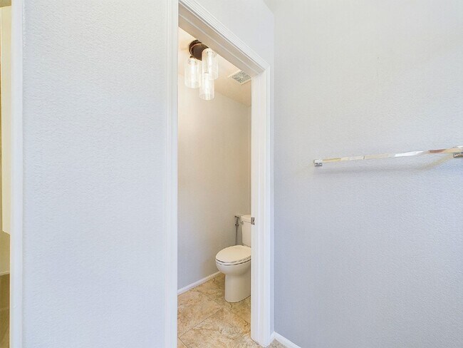 Building Photo - Garden Lakes retreat complete with private pool