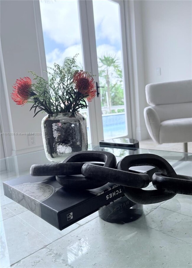 Building Photo - 959 Eve St