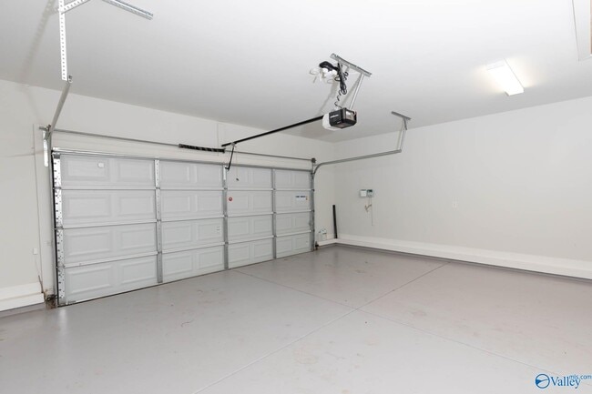 Building Photo - 1520 Hammock St