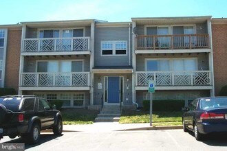 Building Photo - 17050 Capri Ln