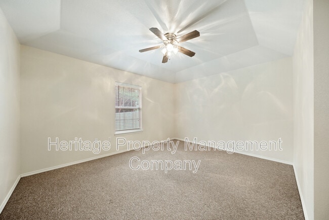 Building Photo - 236 Rosalie Dr